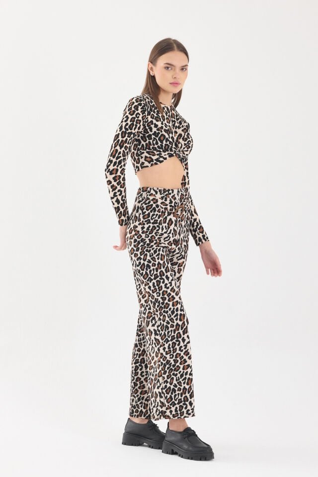 LEOPAR DESENLİ KEMER DETAYLI PANTOLON
