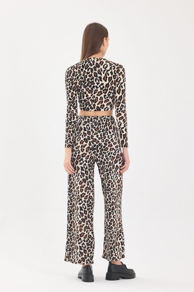 LEOPAR DESENLİ KEMER DETAYLI PANTOLON