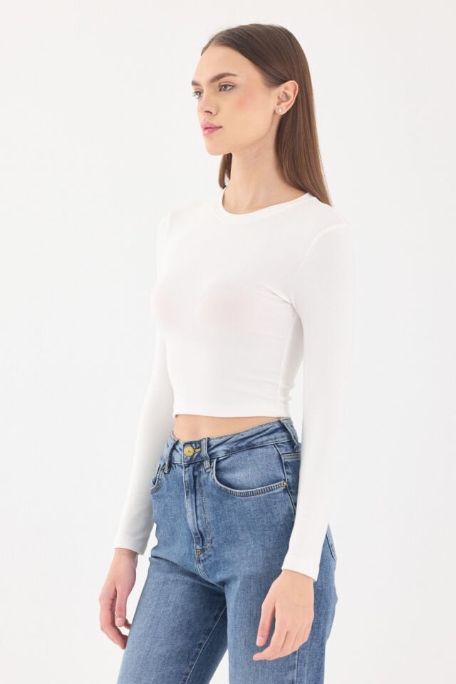 RİKLALI BEYAZ CROP